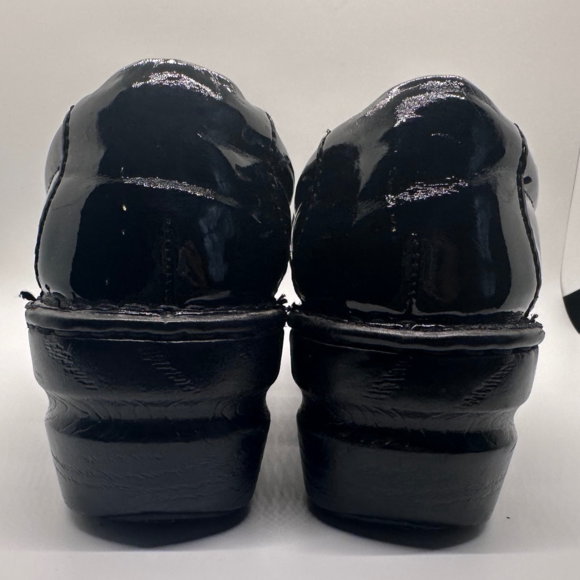 B.O.C. Black Patent Leather Clogs Comfort Slip On Shoes Wide‎ Width 8/39 - Picture 9 of 16